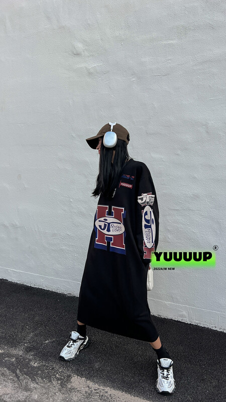 [FISH YU] Cool English letter 3D direct spray print composite fabric long hoodie 622621
