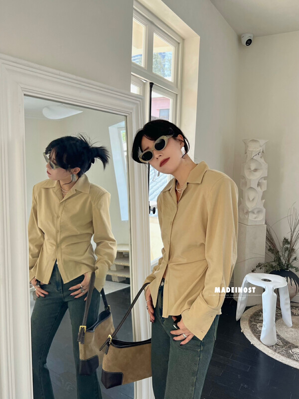 [Osha MADEINOST] Autumn new premium feeling to collect waist and shoulder cushion shirt 87218