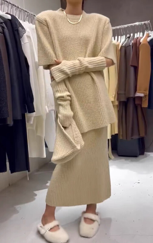 [MI] Simple sweater + medium-length skirt, two sets (with removable hat / sleeve), 1708 # PCZ