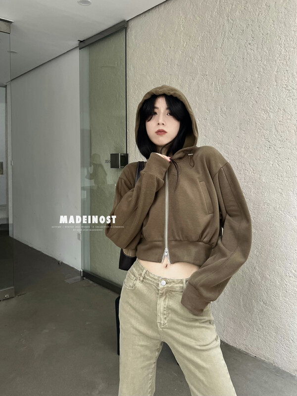 [Osha MADEINOST] Autumn and winter new thick grinding hair hooded casual hoodie short coat 87259