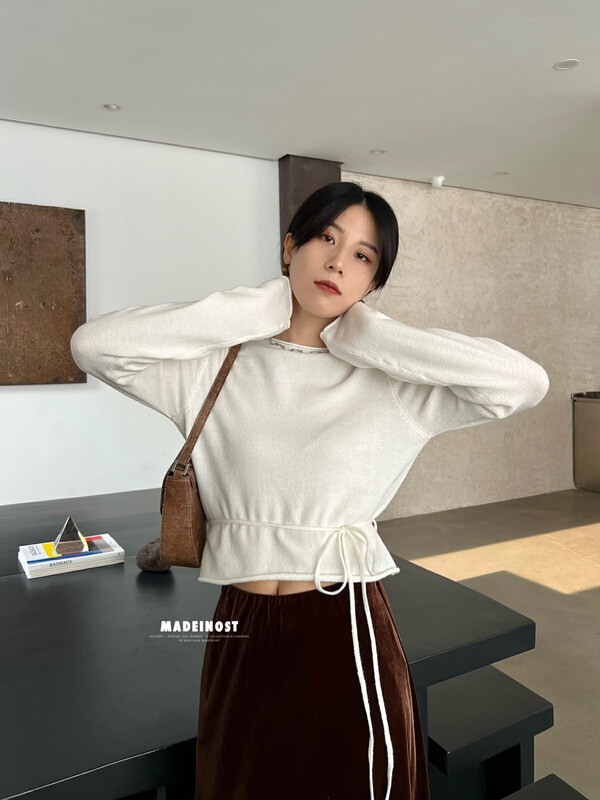 [Osha MADEINOST] Autumn new round collar waist rope short sweater S7061