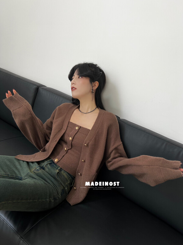 [Osha MADEINOST] Autumn new knit wipe breast and knit cardigan set s7039