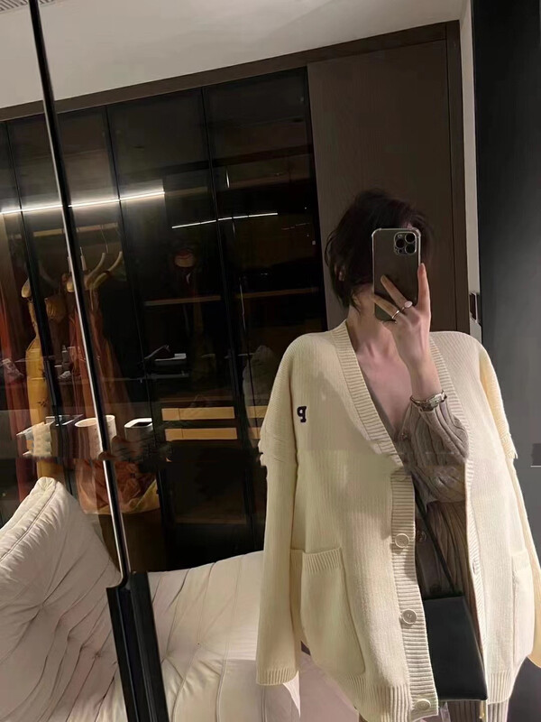 New autumn style! [MI] Korean casual embroidery letter warm sweater 1652 # PCZ