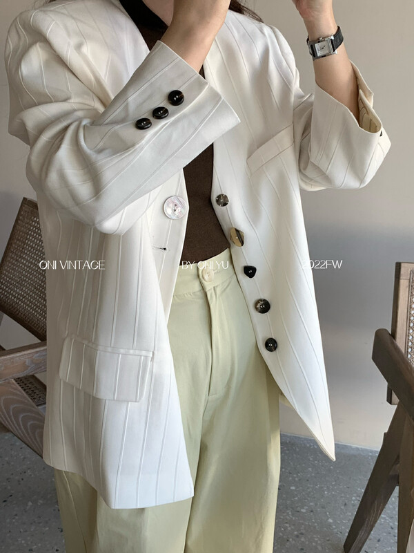 [ONIVINTAGE Ernie] V-collar vertical texture suit Suit OL226X5972
