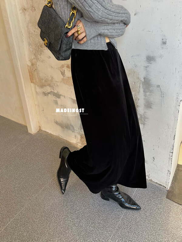[Osha MADEINOST] Autumn new elastic waist advanced velvet skirt 87258
