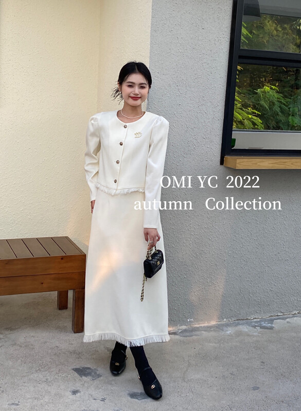 Autumn on the new![O MI] Small wind coat + high waist slim skirt suit (with brooch) YS03202 # FHX