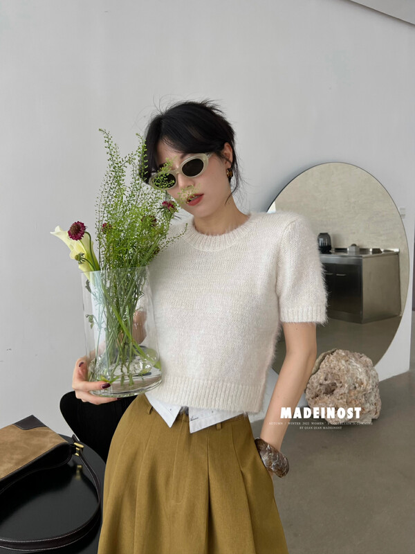 [Osha MADEINOST] New autumn long hair round collar plush short sleeved sweater S7016