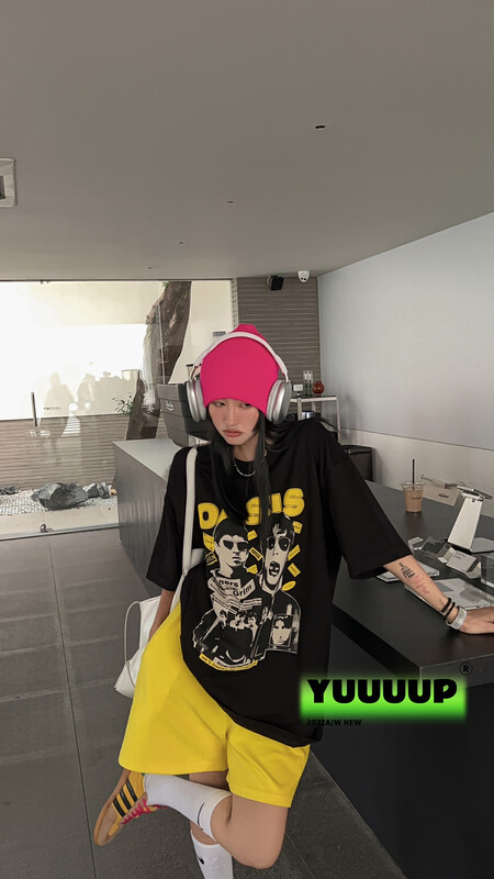 [FISH YU] Vintage Portrait Plush Short Sleeve T Shirt 622607
