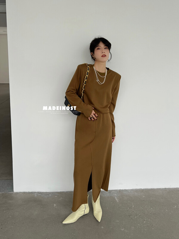 [Osha MADEINOST] Autumn new feeling advanced woolen padded shoulder hoodie and woolen hoodie half body suit 87186