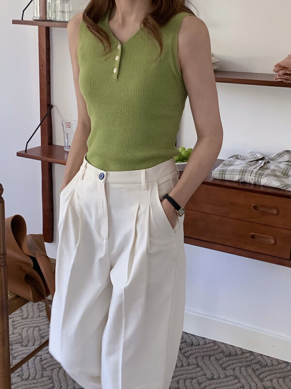 Autumn on the new![EVER TRUE] Sleeveless Korean version slim slim vest / sling 26065 # CLS