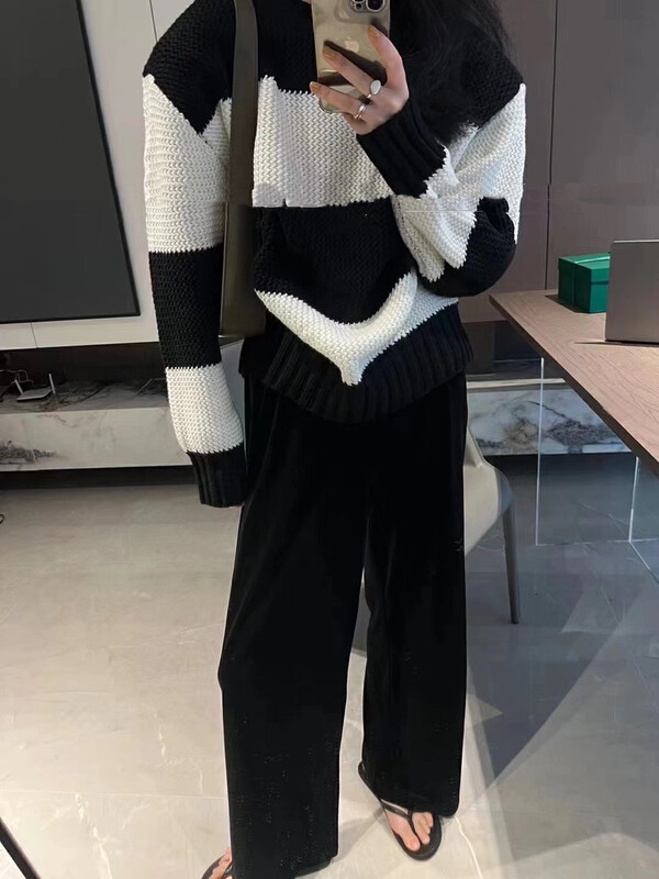 Autumn on the new![MI] Korean version loose shoulder pad warm sweater 1651 # PCZ