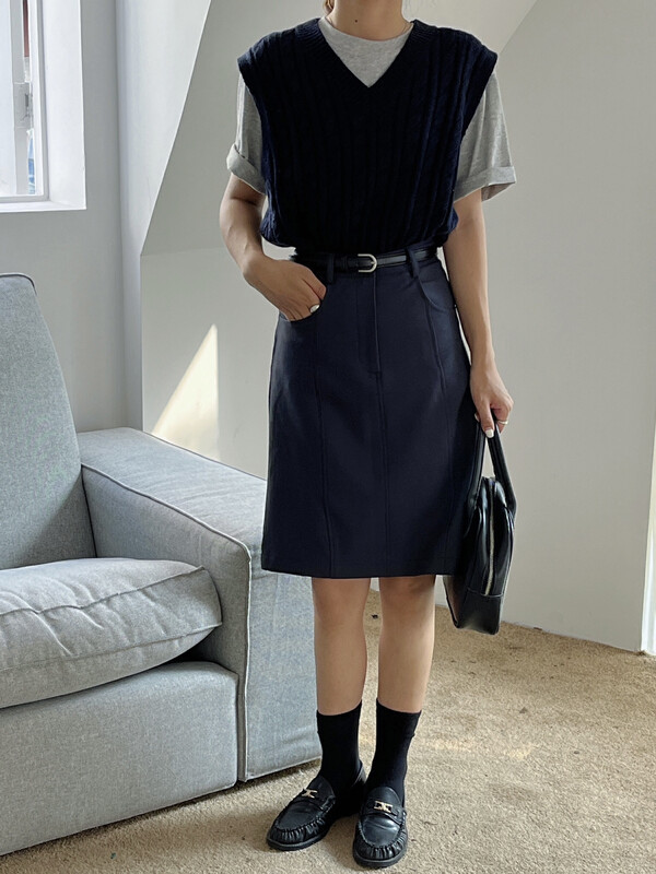 Autumn on the new![EVER TRUE] Female Korean version of the high waist loose show slim skirt (with a belt) 33587 # CLS
