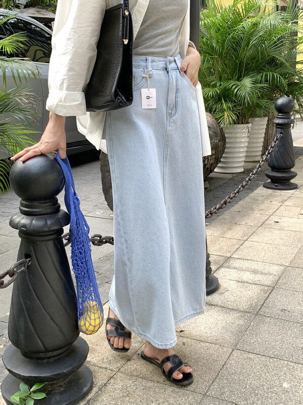 [MEET ME] Korean version of the rear slit casual denim skirt 61515 # L