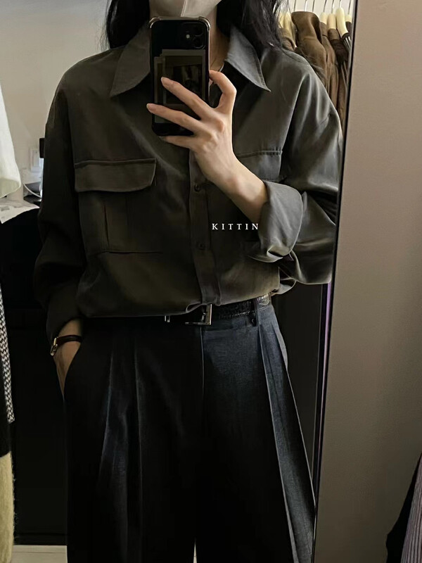 [KITTIN] Korean fleece double pocket shirt 8677