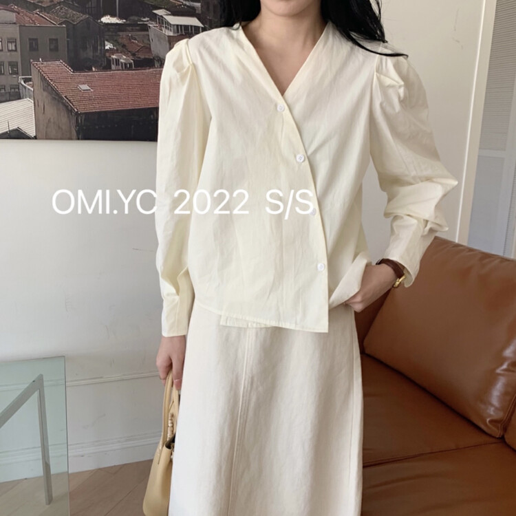 Autumn on the new![O MI] French V-neck Show Thin Shirt YS8602 # FHX
