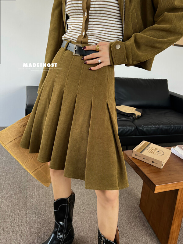 [Ousha MADEINOST] New vintage corduroy pleated skirt in autumn 87191