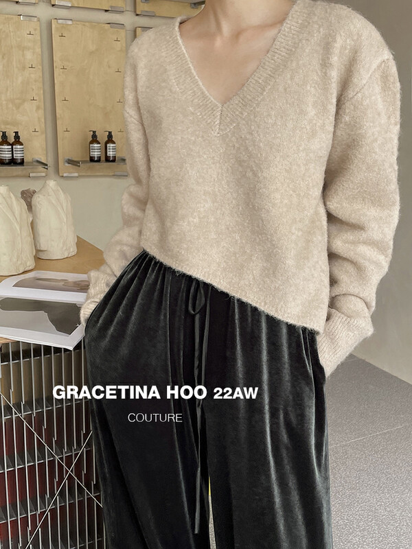 [GRACETINA HOO] Simple and stylish V-collar irregular oblique swing sweater (imported texture circle yarn) Z951 # CQW
