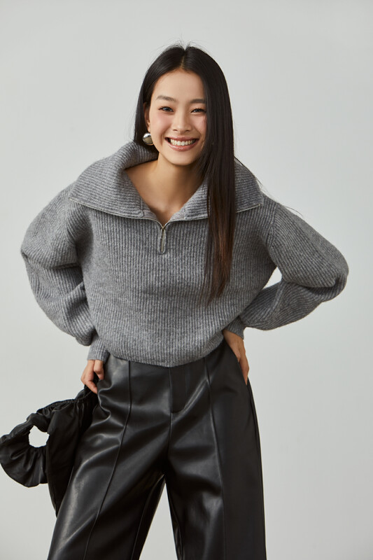 [ONIVINTAGE Ernie] High Turtleneck Zipper Jumper Sweater OY226N6490