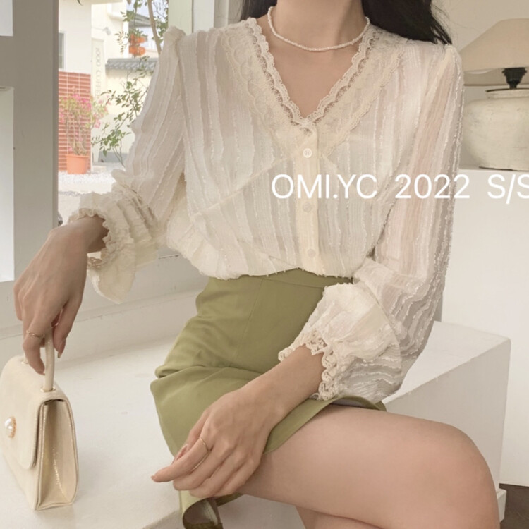 Autumn on the new![O MI] V neck Lace temperament Lace shirt YS8301 # FHX