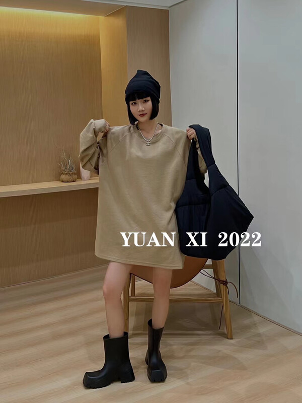 Autumn on the new![Yuan Xi] Korean version of casual slit long sleeve T-shirt YS1-6097 # LSL