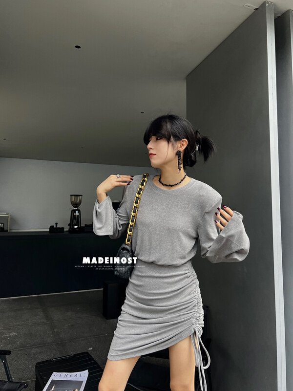 Original price: 65.42! [Osha MADEINOST] New autumn shoulder cushion closed waist draw rope knit dress 87168