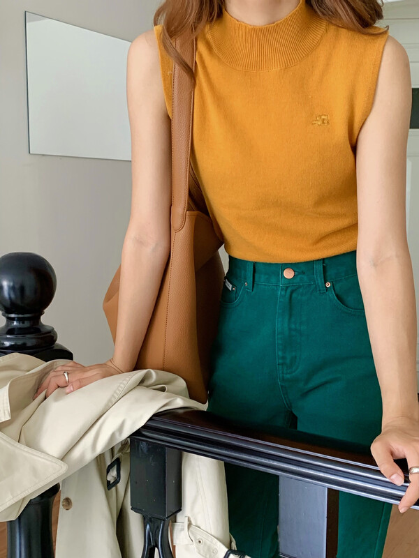 Autumn on the new![EVER TRUE] Embroidered Korean Simple Vest / Ster 35003 # CLS