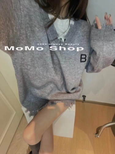 Worn wool edging V-neck embroidered letter sweater women's salt can be sweet and versatile loose medium length knitwear