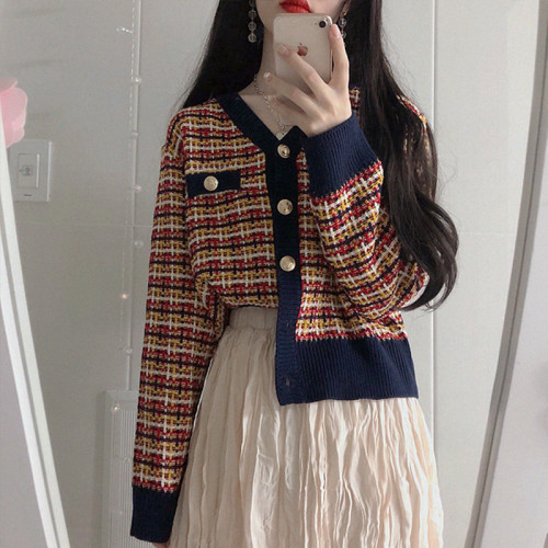 South Korea's official website Dongdaemun small fragrance knitted cardigan 2022 autumn and winter Western style thick flower short sweater multicolor
