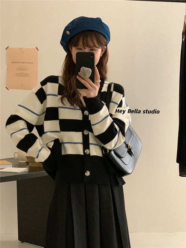 Original price 62.04! New in autumn! [HEY BELLA] Irregular striped comfortable knitted cardigan B9321# L