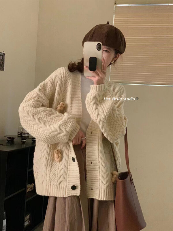 New in autumn! [HEY BELLA] Loose three-dimensional bear comfortable knitted cardigan 9379# L
