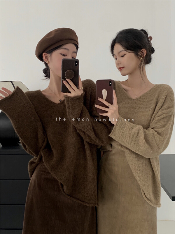 [Lemon Green Tea] New V-neck loose and lazy retro Western-style all-match sweater kk-067