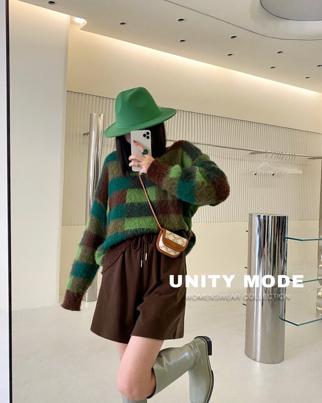 【UNITY】Green Plaid Sweater Women's Autumn and Winter Soft Waxy Lazy Warm Sweater UN9216# CQW