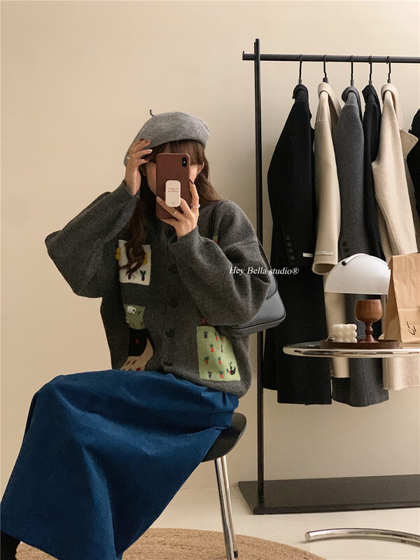 New in winter! [HEY BELLA] round neck single-breasted color-blocking comfortable warm sweater H1829# L