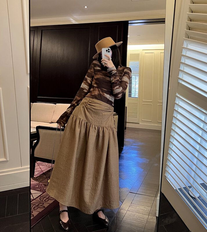 【UNITY】High-waisted, slim and large-swing long skirt with design and texture, niche skirt UNQ28005# CQW