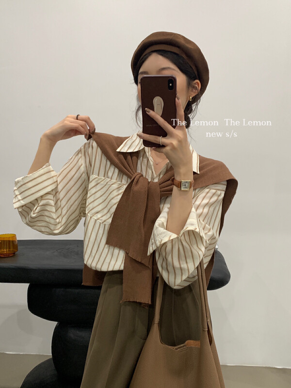 [Lemon Green Tea] Autumn chic temperament vertical stripes loose and lazy shirt without shawl 2500