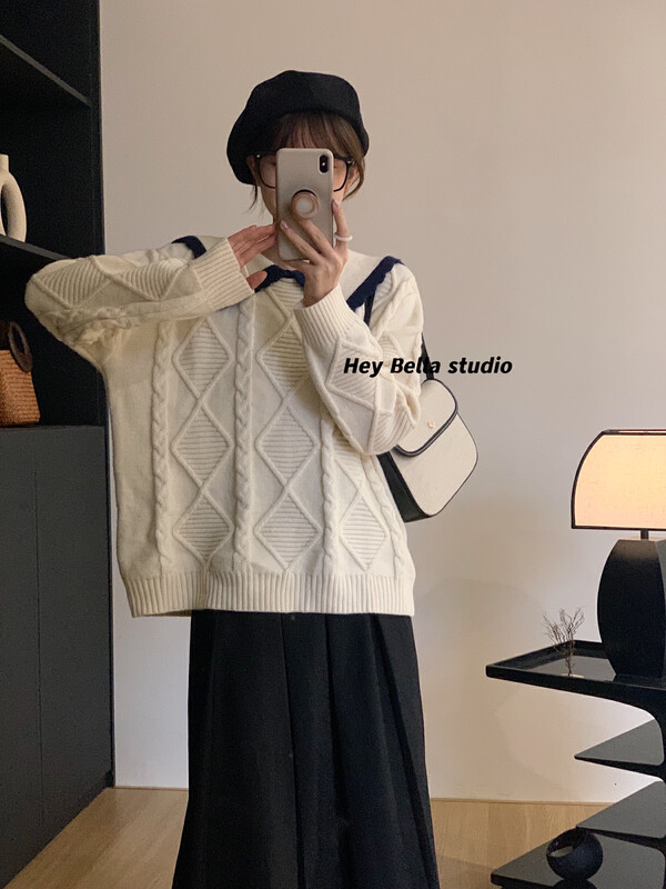 New in autumn! [HEY BELLA] Design contrast navy collar twist warm sweater 9193# L