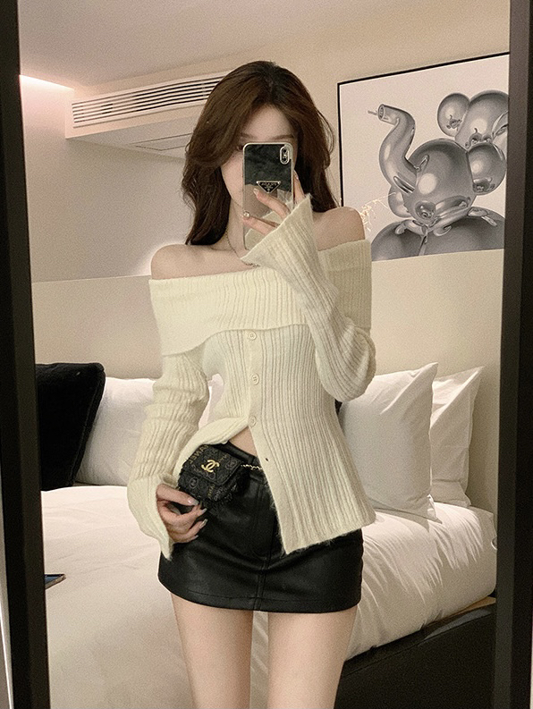 Autumn is new! [BY] temperament thin one-shoulder warm sweater 0690# CL