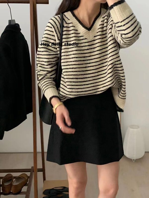 【HEY BELLA】V Neck Striped Loose Fresh Knit Sweater 9602# L
