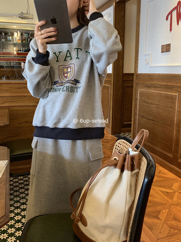 【6-UP】Korean style casual color contrast printing fleece sweater 69276# CQW