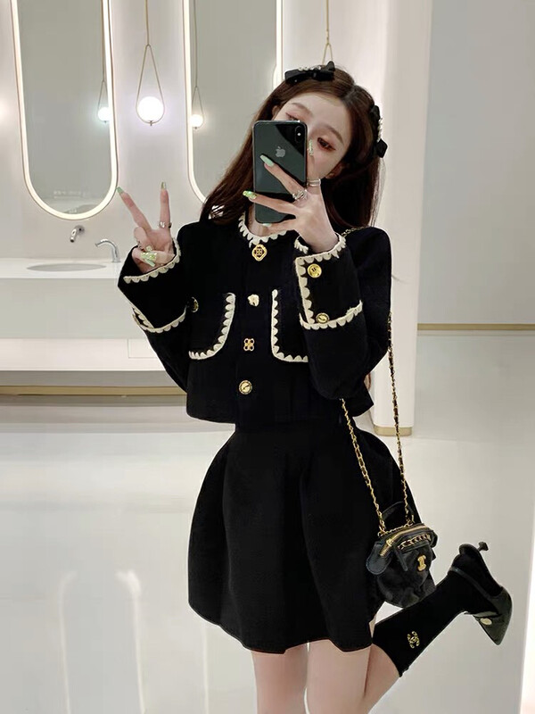 Autumn is new! [BY] chaebol daughter short jacket + Xiaoxiangfeng college style skirt suit 0177# CL