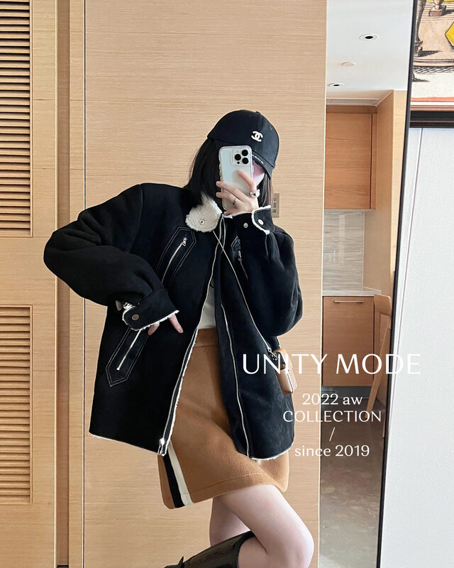 【UNITY】Retro Hong Kong style winter warm fur one lamb wool loose short coat 221021002# CQW