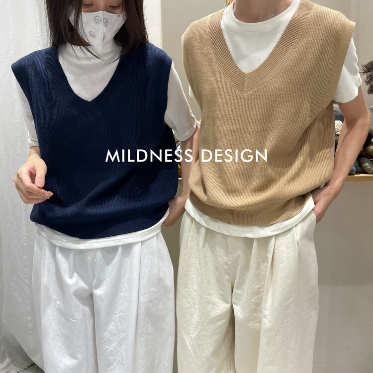 New in early autumn! [MILDNESS] Korean V-neck all-match knitted vest 2705# FHX