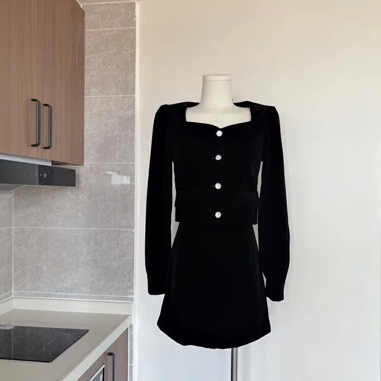 New in winter! [X·H STUDIO] Korean version of long-sleeved shirt + high-waisted slim skirt suit 5880# OZQ