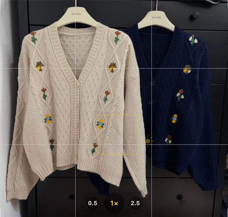 New in autumn!【HEY BELLA】V-neck embroidered comfortable and versatile warm sweater B9501# L