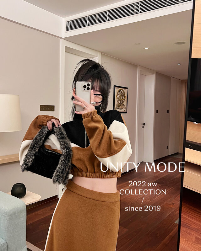 【UNITY】Short thin long-sleeved stitched top winter warm women's turtleneck woolen sweater Y220020# CQW