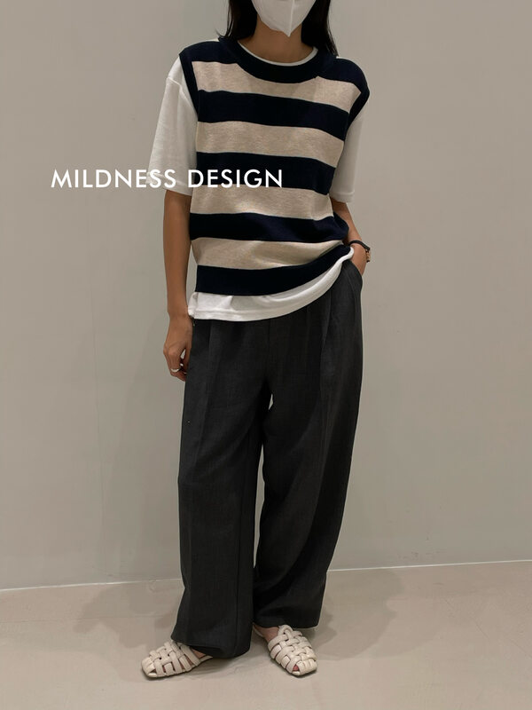 New in autumn! [MILDNESS] Korean striped round neck knitted vest/sling 670# FHX