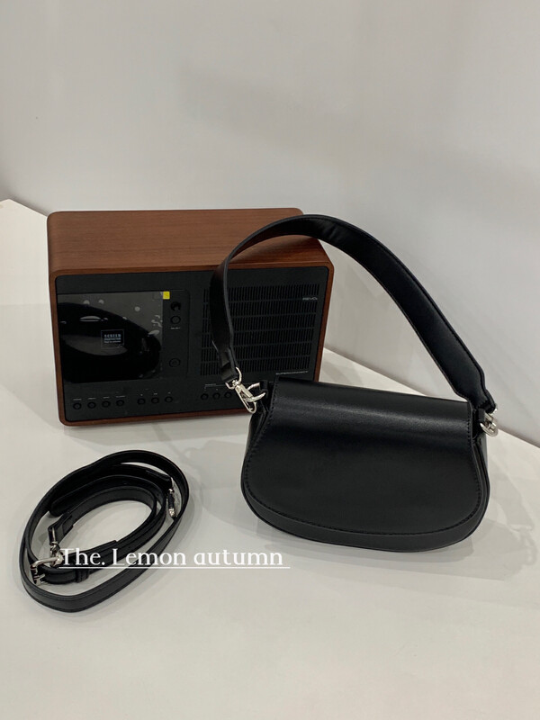 [Lemon Green Tea] Niche Design Saddle Crossbody Shoulder Bag TM-031