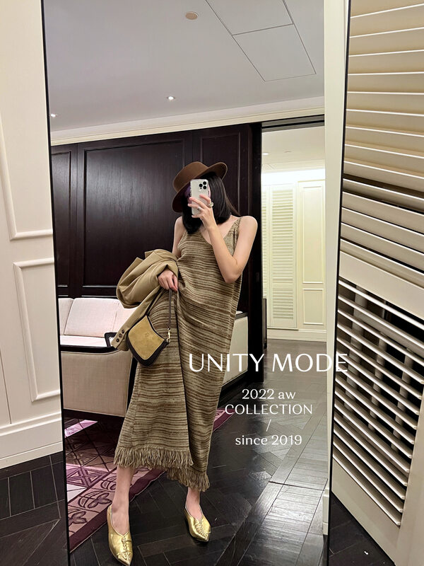 【UNITY】V-neck dress with fringed suspenders in a retro suit in autumn UNQ17013# CQW