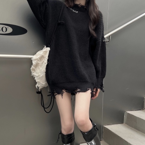 Real shooting real price fat mm lazy style sweet and cool design sense hole sweater