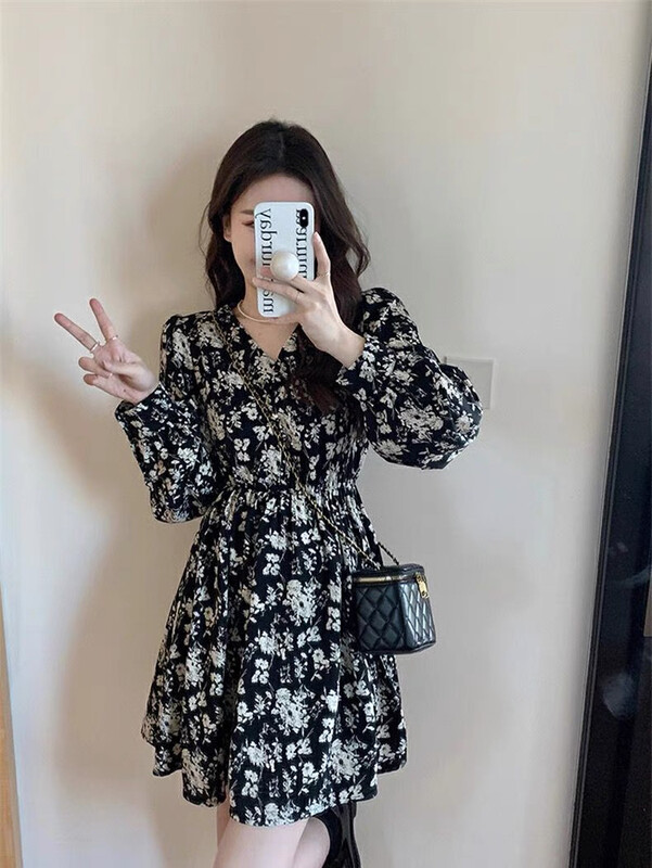 New in autumn!【KIKI STUDIO】Korean Versatile Floral Short Dress 6852# HJY